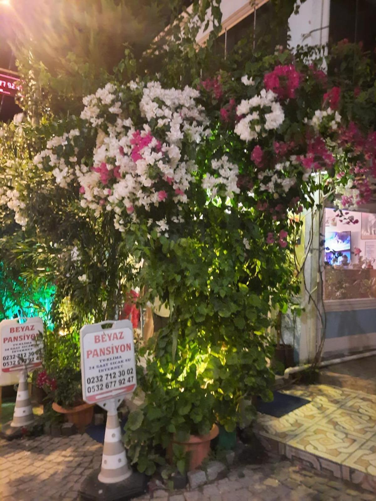 Beyaz Apart Pansiyon Cesme Exterior photo