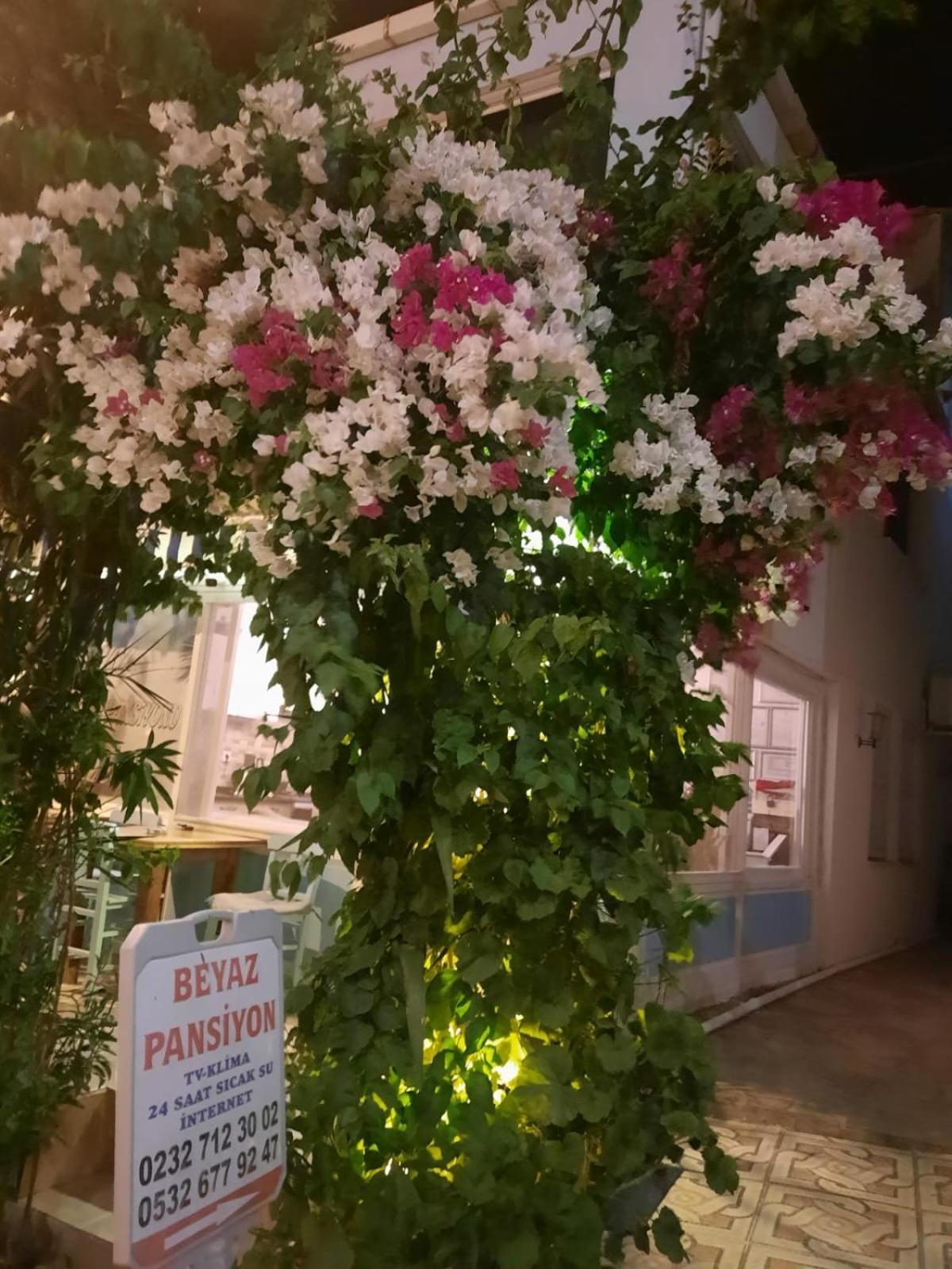 Beyaz Apart Pansiyon Cesme Exterior photo